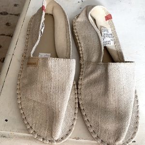 New Havaianas great condition size 8w